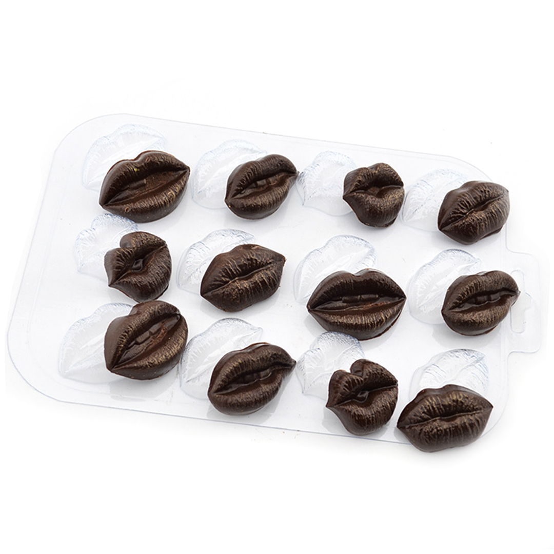 Форма для шоколада «Губы» пластиковая, 12 ячеек  | Фото — Магазин Andy Chef  1